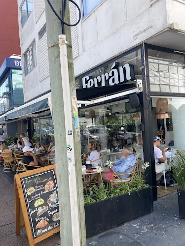 Av. Juan Gorlero 636, 20100 Punta del Este, Departamento de Maldonado