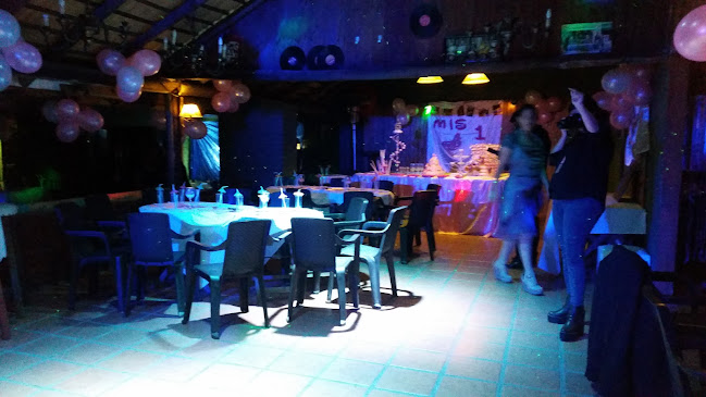 Opinii despre Barba Blanca în Playa Hermosa - Gastronomía y hostelería