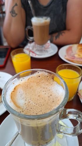 Av. 8 de Octubre 4050, 11400 Montevideo, Departamento de Montevideo