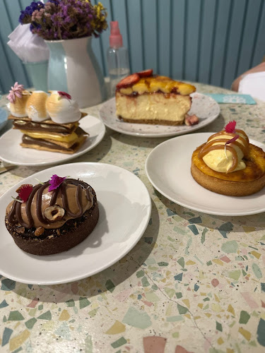 esquina Libertad, Gral. Brito del Pino 1057, 11300 Montevideo