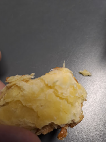 Comentarii opinii despre Panadería y Confitería Torre Eiffel