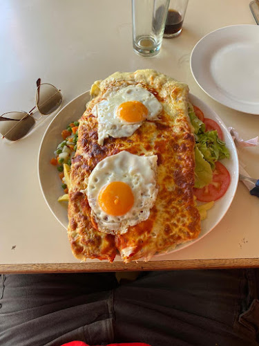 Montevideo 3437, 65100 Young, Departamento de Río Negro