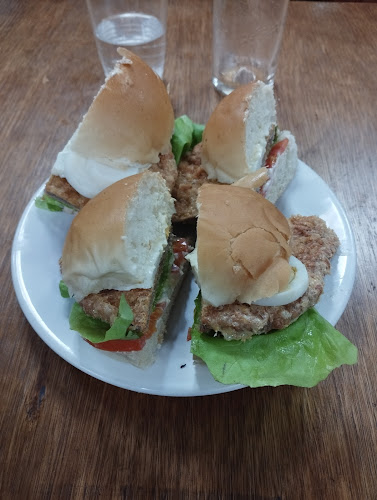 Av.Gral Rivera 2457, 11600 Montevideo, Departamento de Montevideo