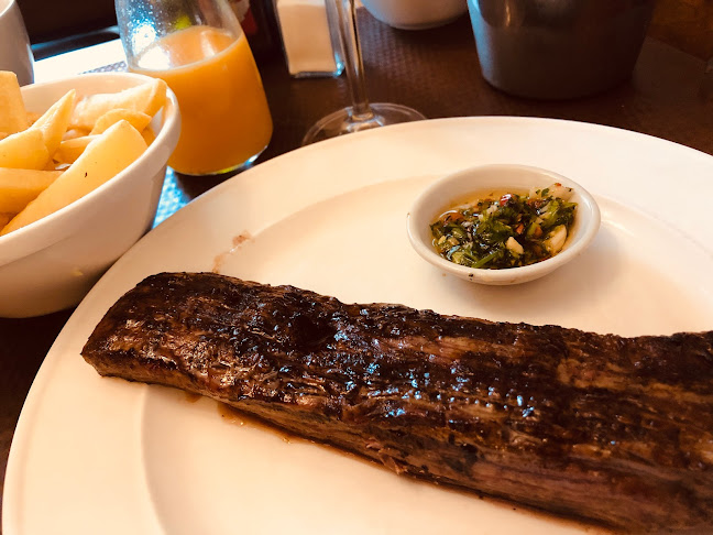 Ellauri 350 local MR1 pza. de comidas shopping pta. carretas, 11300 Montevideo, Departamento de Montevideo