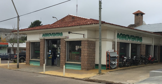 Meléndez s/n esq. Spikerman, 33000 Treinta y Tres, Departamento de Treinta y Tres