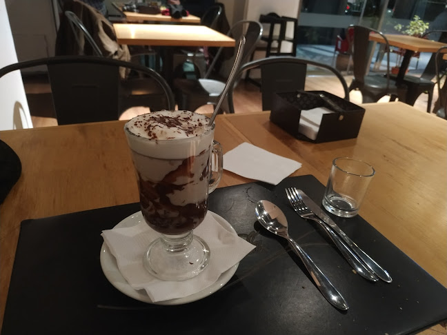 Pl. Independencia 1358, 11100 Montevideo, Departamento de Montevideo