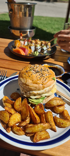 Av. Alfredo Arocena 2098, 11500 Montevideo, Departamento de Montevideo