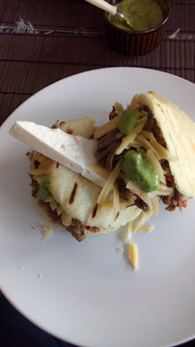 Opinii despre Arthur house comida venezolana în San Carlos - Gastronomía y hostelería