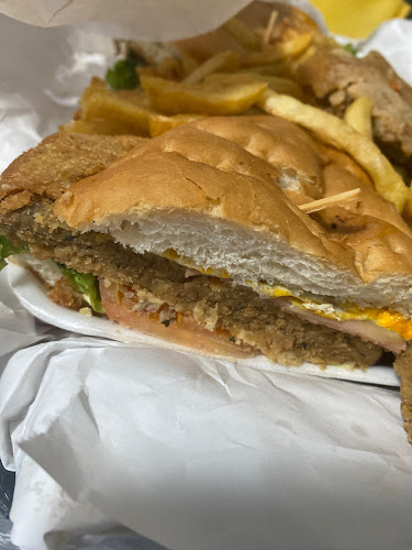 Opinii despre EL MAESTRO-Pizzeria/Chiveteria în San Carlos - Gastronomía y hostelería