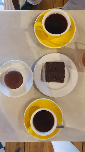 Opinii despre Cardenal Café în Montevideo - Gastronomía y hostelería