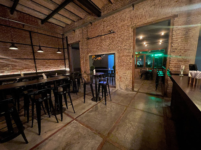 Manhattan Food & Drinks - Montevideo