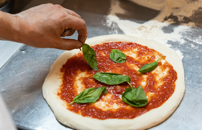 VIA PIZZA pizzería napoletana - Gastronomía y hostelería