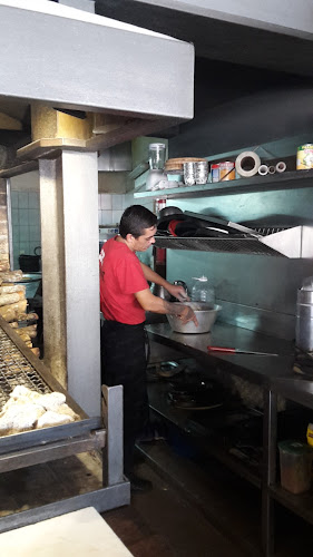 Opinii despre Bar La Cruz în Montevideo - Gastronomía y hostelería