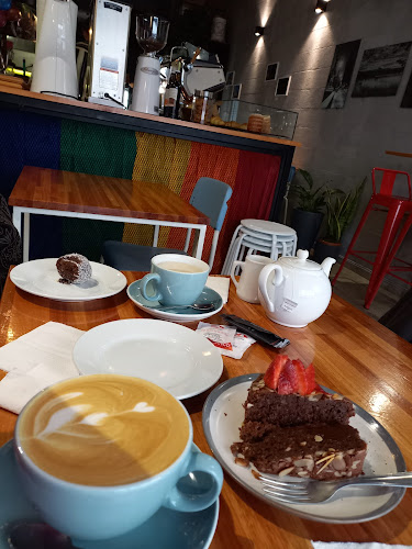 Comentarii opinii despre che.co.ffee