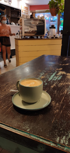 Bonzo Café - La Paloma