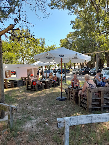 PARADOR LAS 2 REINAS BEACH