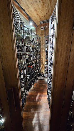 J.L, José Luis Zorrilla de San Martín 93, 11300 Montevideo, Departamento de Montevideo