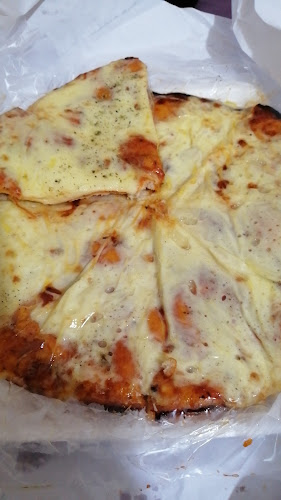 Opinii despre Pizzeria Don Charle în Montevideo - Gastronomía y hostelería