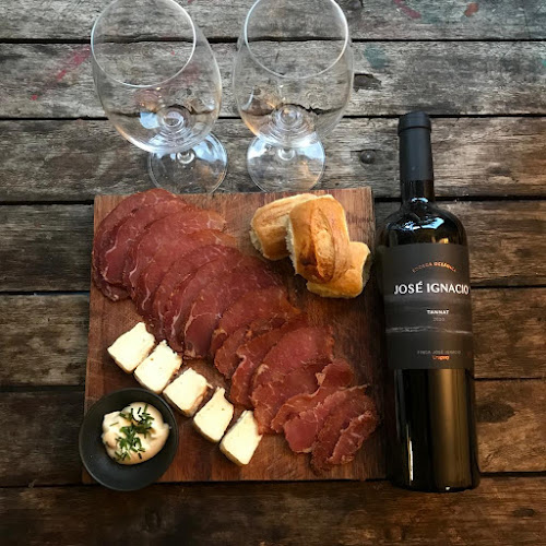 Opinii despre Aurora Food&Fashion Bistró în Paso de los Toros - Gastronomía y hostelería