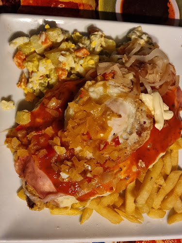 Opinii despre Rotisería La Gruta în Las Piedras - Gastronomía y hostelería