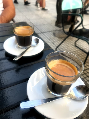 Sarandí 349, 11000 Montevideo, Departamento de Montevideo