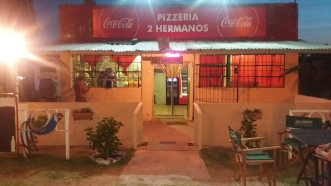 Opinii despre Pizzería y Rotisería 2 Hermanos în Montevideo - Gastronomía y hostelería
