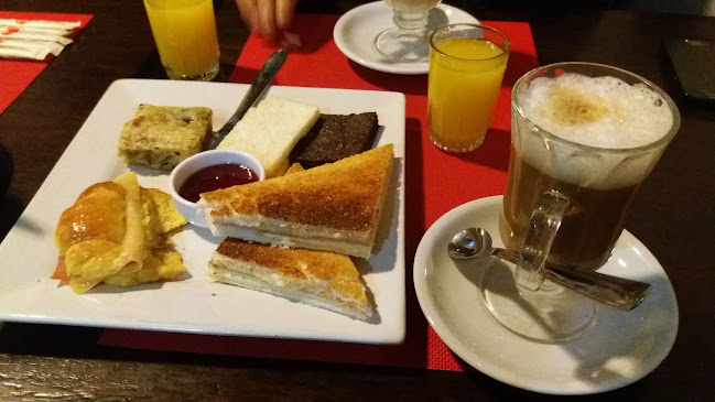 Comentarii opinii despre Café Tribunales (Plaza Cagancha)