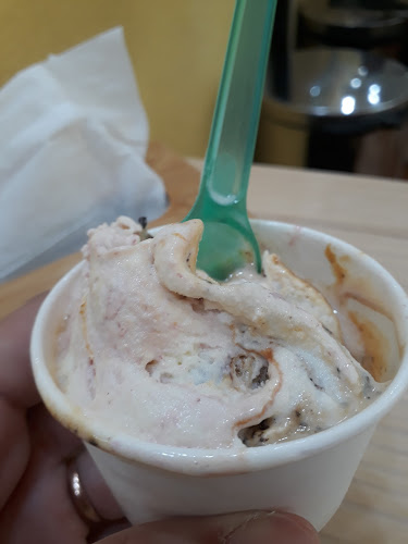 Comentarii opinii despre "Bubba" Cafetería y Heladería