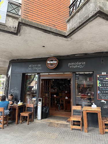 Brecha Bar y Cafe