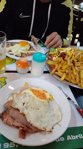 Av. Blandengues 195, 50000 Salto, Departamento de Salto