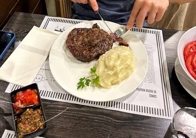 Parrillada El Portón - Col. del Sacramento