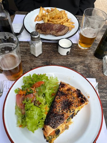 Comentarii opinii despre Alvarez Bar