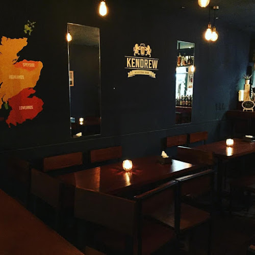 Opinii despre Kendrew - scottish bar în Montevideo - Gastronomía y hostelería