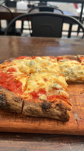 Comentarii opinii despre Bigote