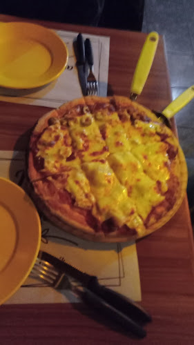 Treinta y Tres 3199, 65000 Fray Bentos, Departamento de Río Negro