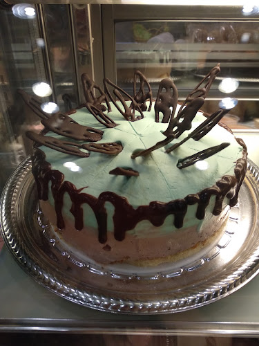 Opinii despre Príncipes del Sur în Mercedes - Gastronomía y hostelería