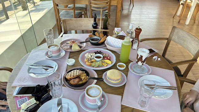 Opinii despre La Panera Rosa Punta del Este în Punta del Este - Gastronomía y hostelería