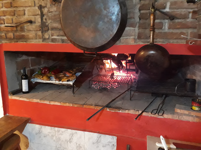 entre, Jacinto Trapani 935, 20200 Piriápolis, Departamento de Maldonado