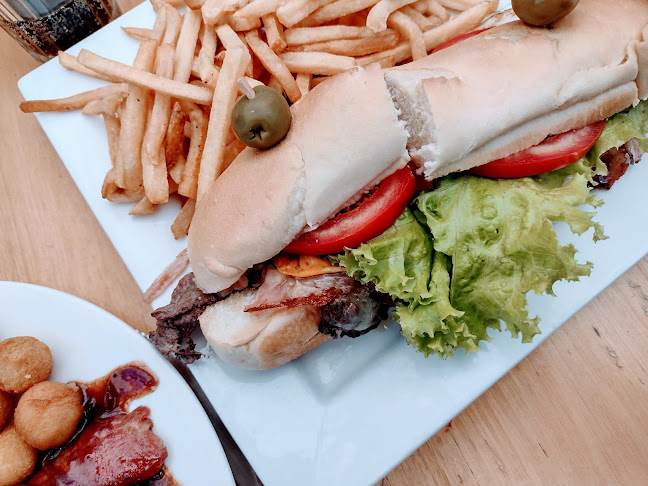 Rustic resto bar - Punta del Este