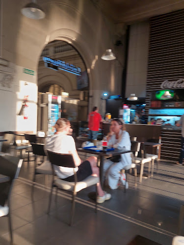 Opinii despre Cafe Del Puerto în Montevideo - Gastronomía y hostelería