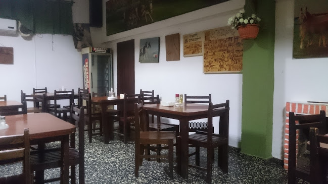 Opinii despre Parrillada El Galpon în Florencio Sánchez - Gastronomía y hostelería