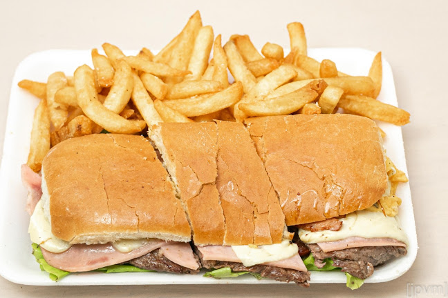 Bar y Restaurante El Amarillo