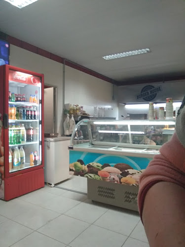 Sabino Alvarez y, 15700 minas, Departamento de Canelones