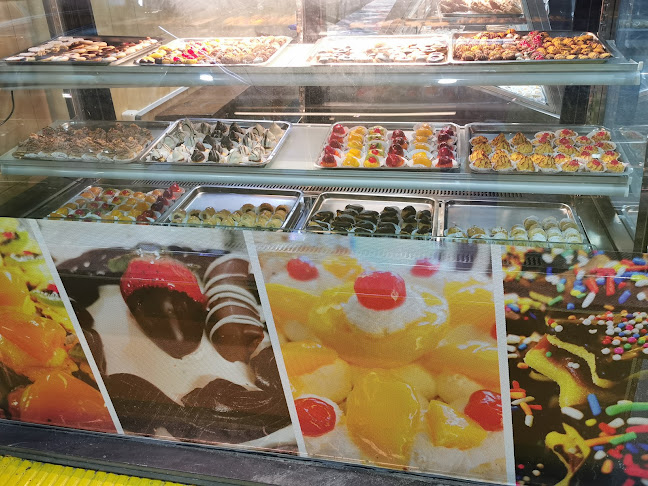 Panadería Confitería Covadonga - Montevideo