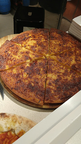 Alma Pizza - Pasta - Montevideo