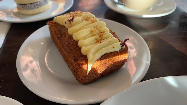 Picniquería | Cafetería | Panadería | Almuerzos & Comida Saludable