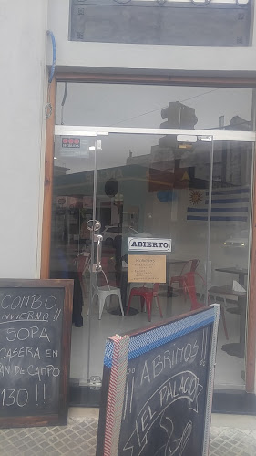 El Palacio Café & Cocina.