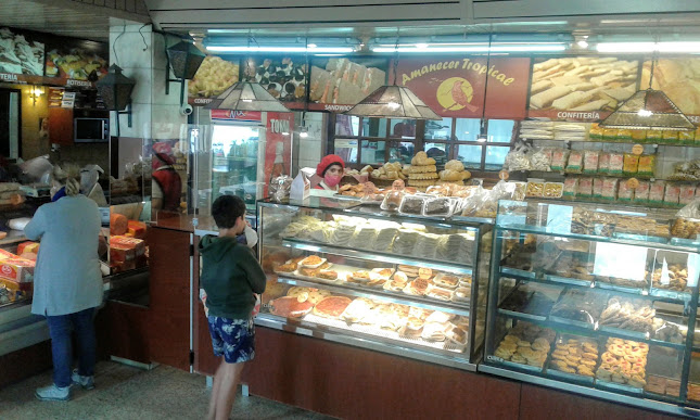 Panadería Amanecer tropical