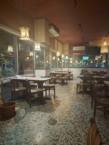 Opinii despre Madison Café Restaurante în Montevideo - Gastronomía y hostelería