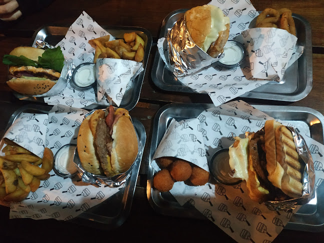 Comentarii opinii despre CACHO burgers & co.